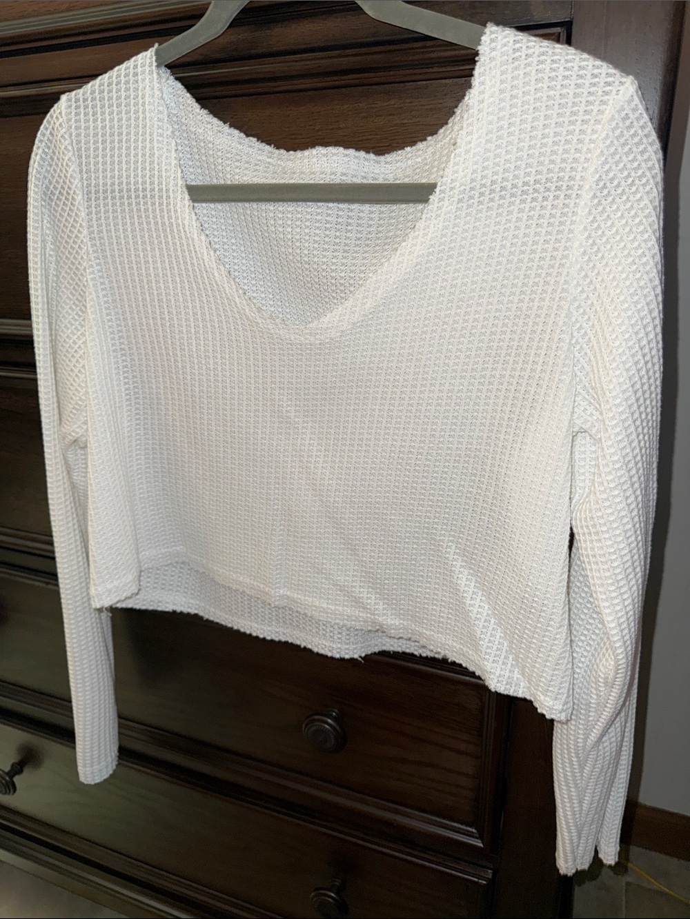 Women's White Waffle Knit Long-Sleeve Crop Top
